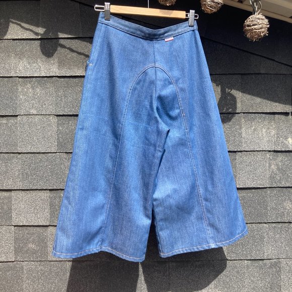 Peddlers II - short, extra wide coulottes - Picture 4 of 7